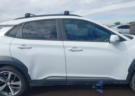 2021 Hyundai Kona Limited z USA, uszkodzony, nr VIN KM8K33A56MU623645